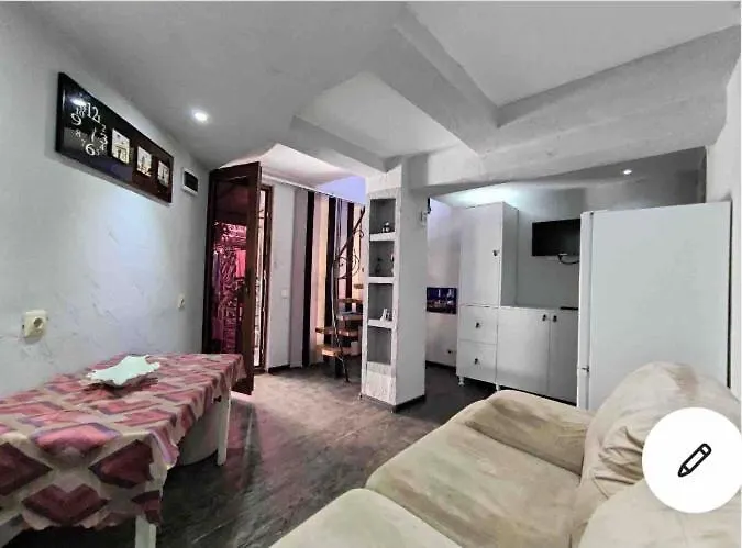 20 Luka Asatiani Apartment Batumi